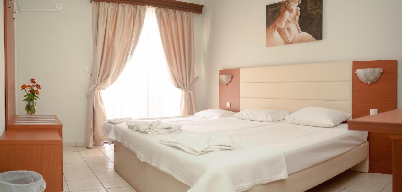Vournelis Hotel ลีเมนาส ภายนอก รูปภาพ