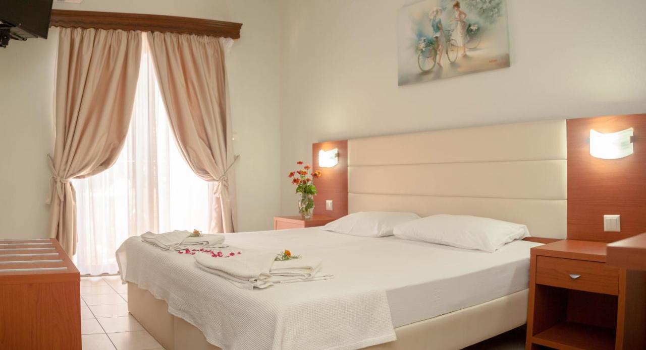 Vournelis Hotel ลีเมนาส ภายนอก รูปภาพ